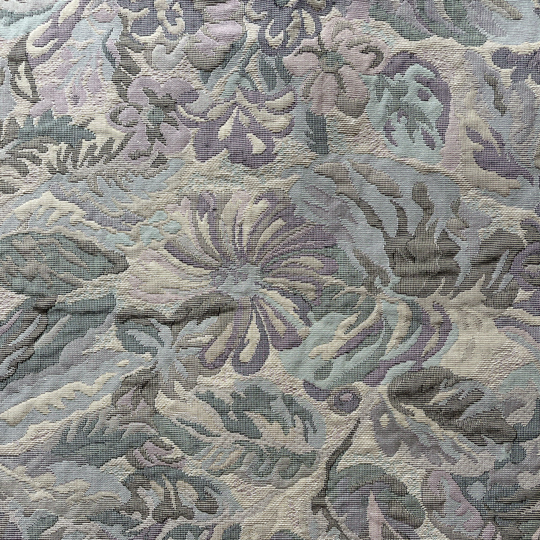 Grow Old with Me, Curtain Skirt