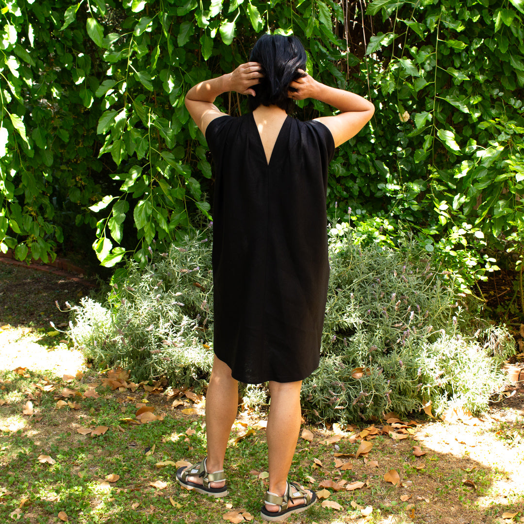 Twist Twist Dress in Midnight